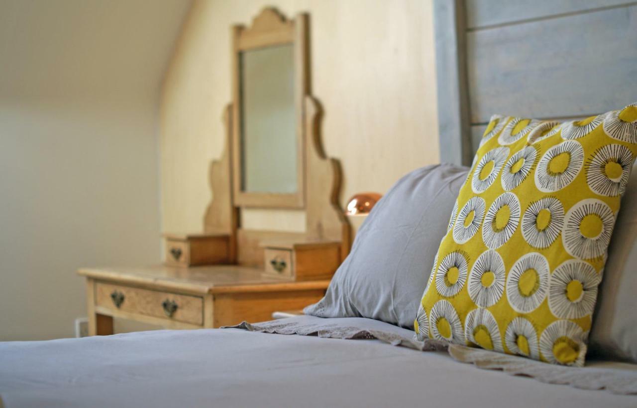 Westbury Cross House Bed & Breakfast Exteriör bild
