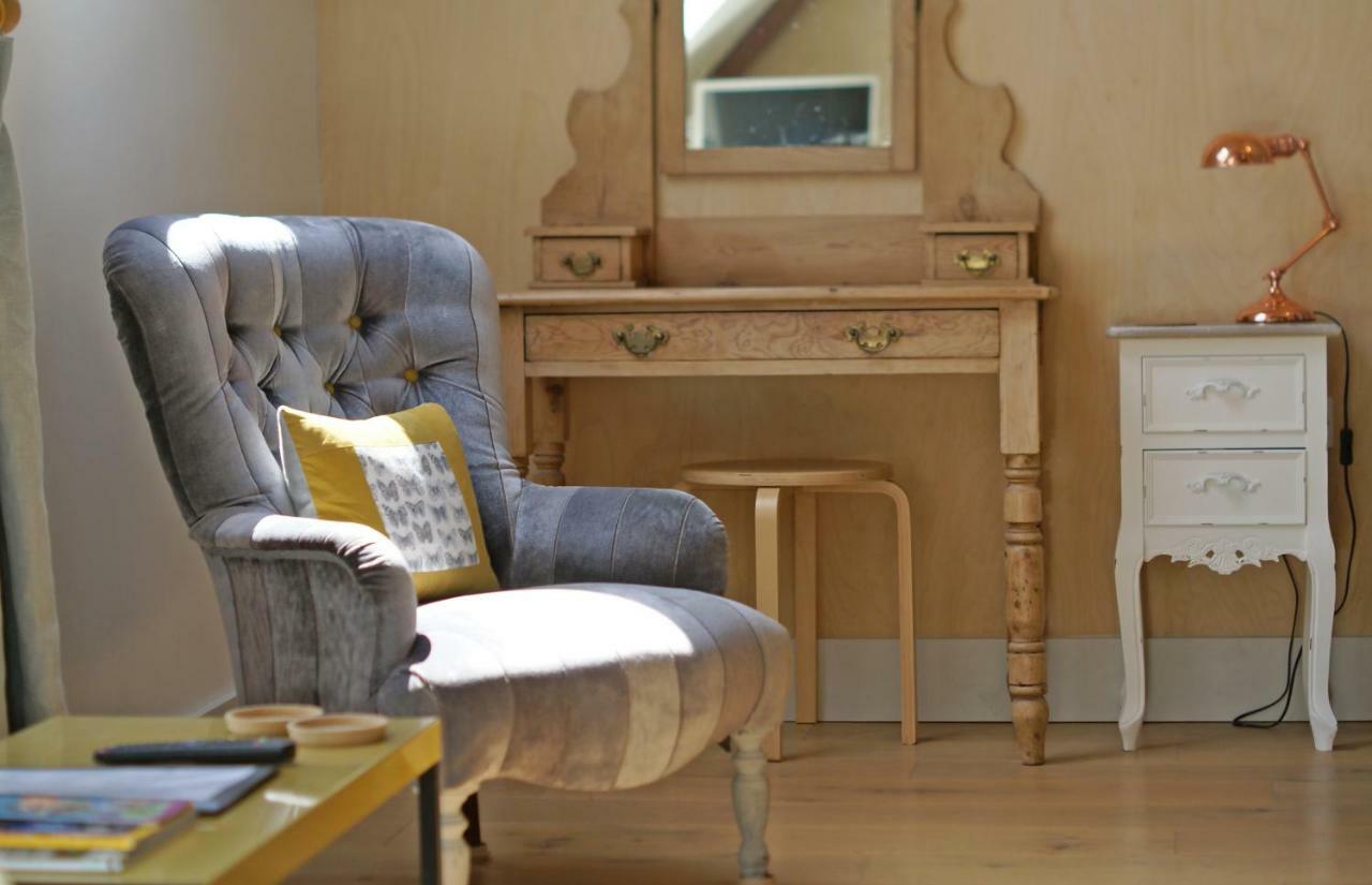 Westbury Cross House Bed & Breakfast Exteriör bild