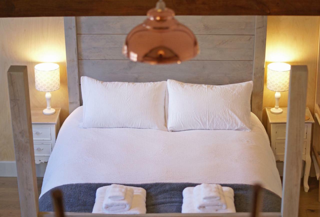 Westbury Cross House Bed & Breakfast Exteriör bild